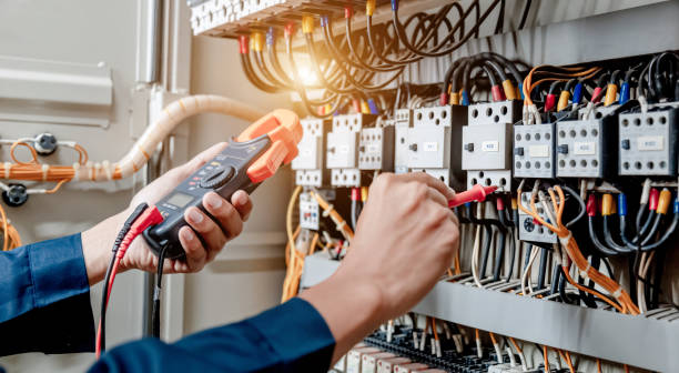 Best Circuit Breaker Repair  in Columbia Heights, MN