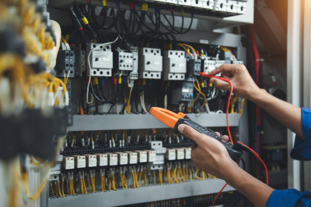 Best Emergency Electrical Repair  in Columbia Heights, MN